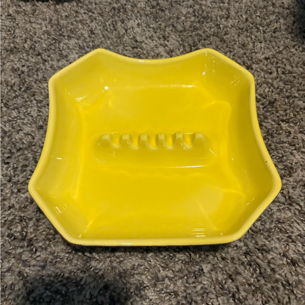Vintage Antique Mid Century Modern California Pottery Ceramic Ashtray 8”